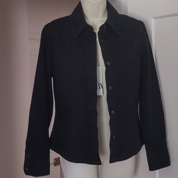 NWT ZARA SLIM DENIM SHIRT ZW COLLECTION - MEDIUM.  Never Worn - Picture 4 of 13